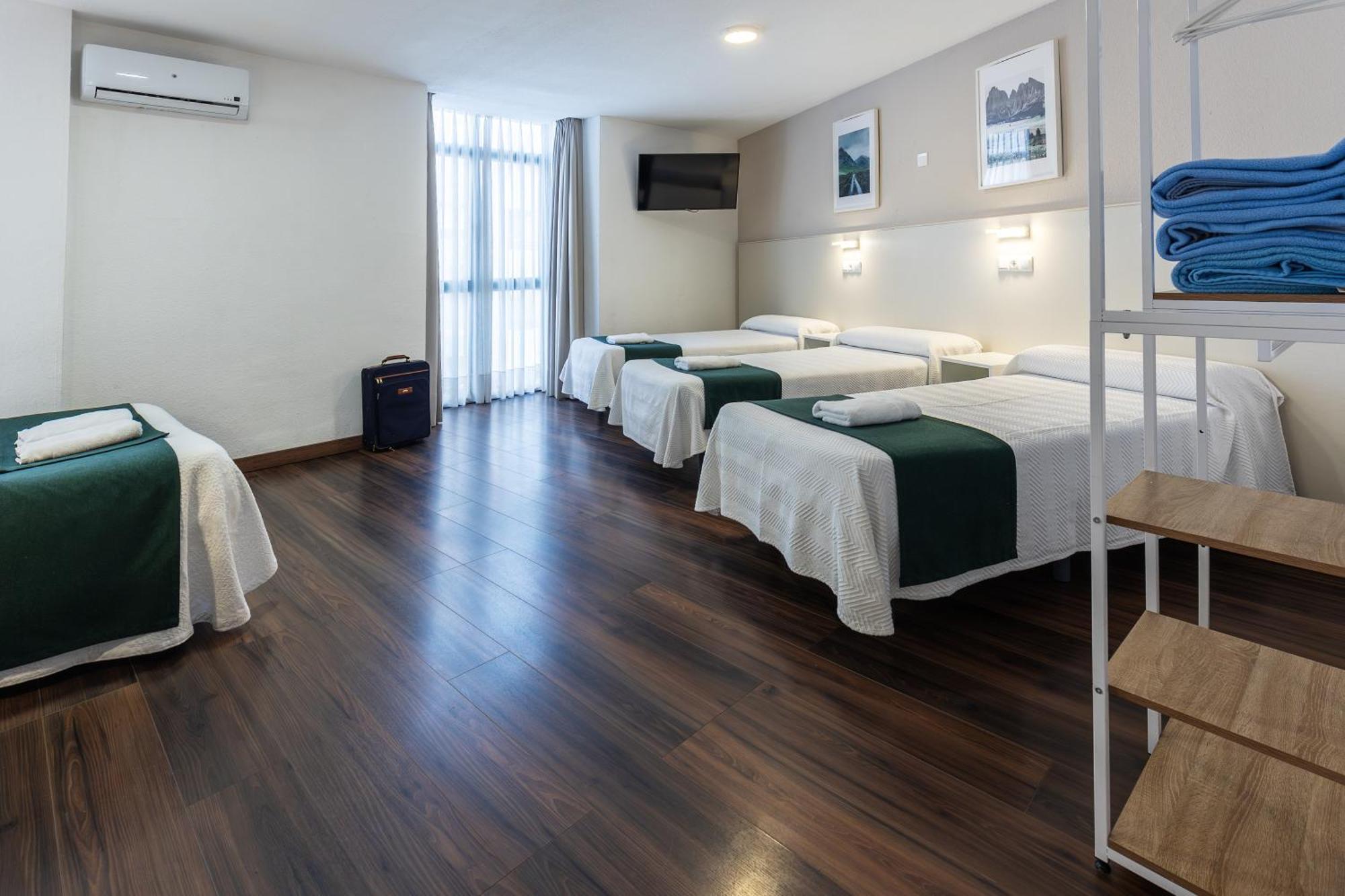 Hostal Gran Via Pinto Εξωτερικό φωτογραφία