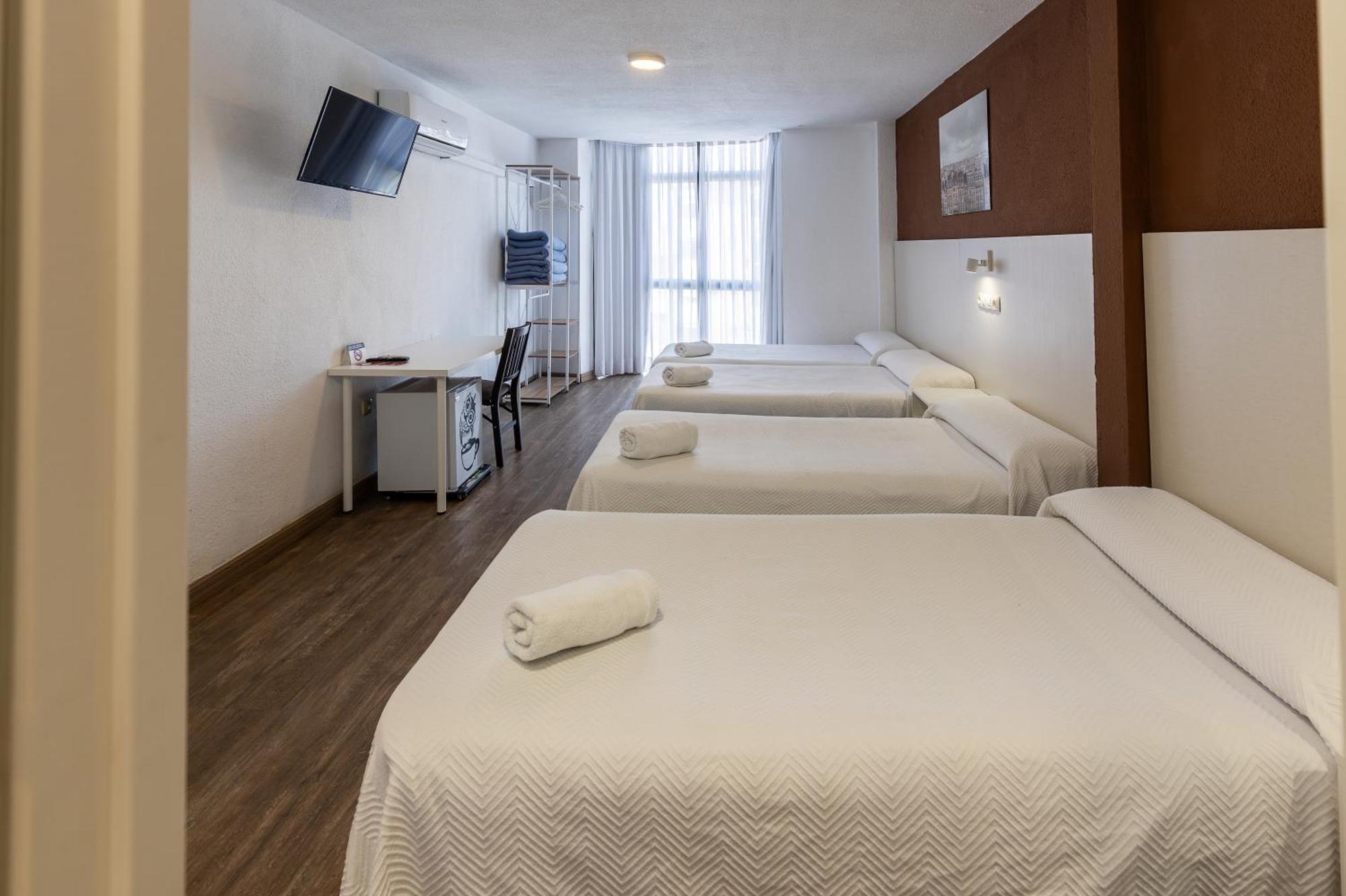 Hostal Gran Via Pinto Εξωτερικό φωτογραφία
