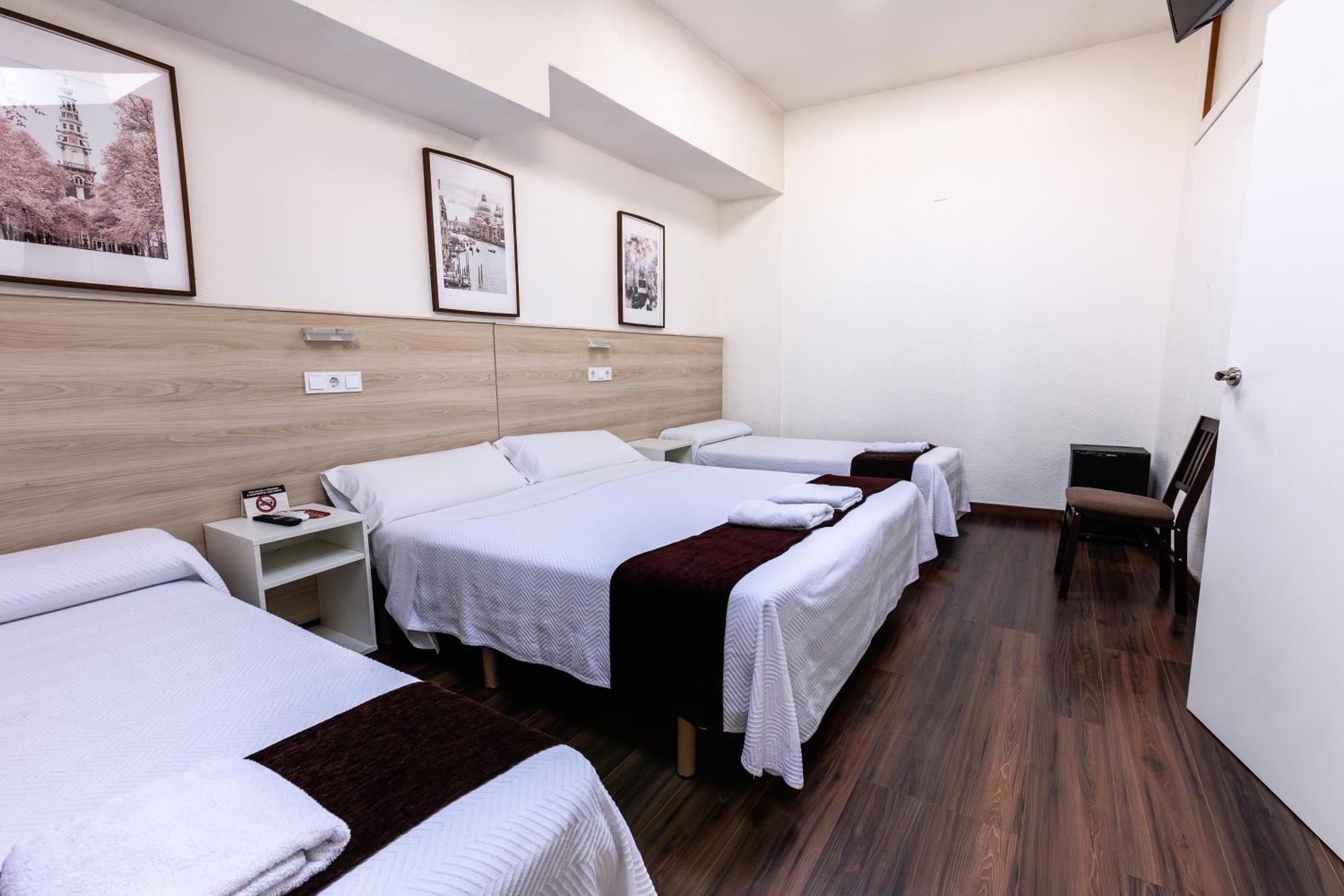 Hostal Gran Via Pinto Εξωτερικό φωτογραφία