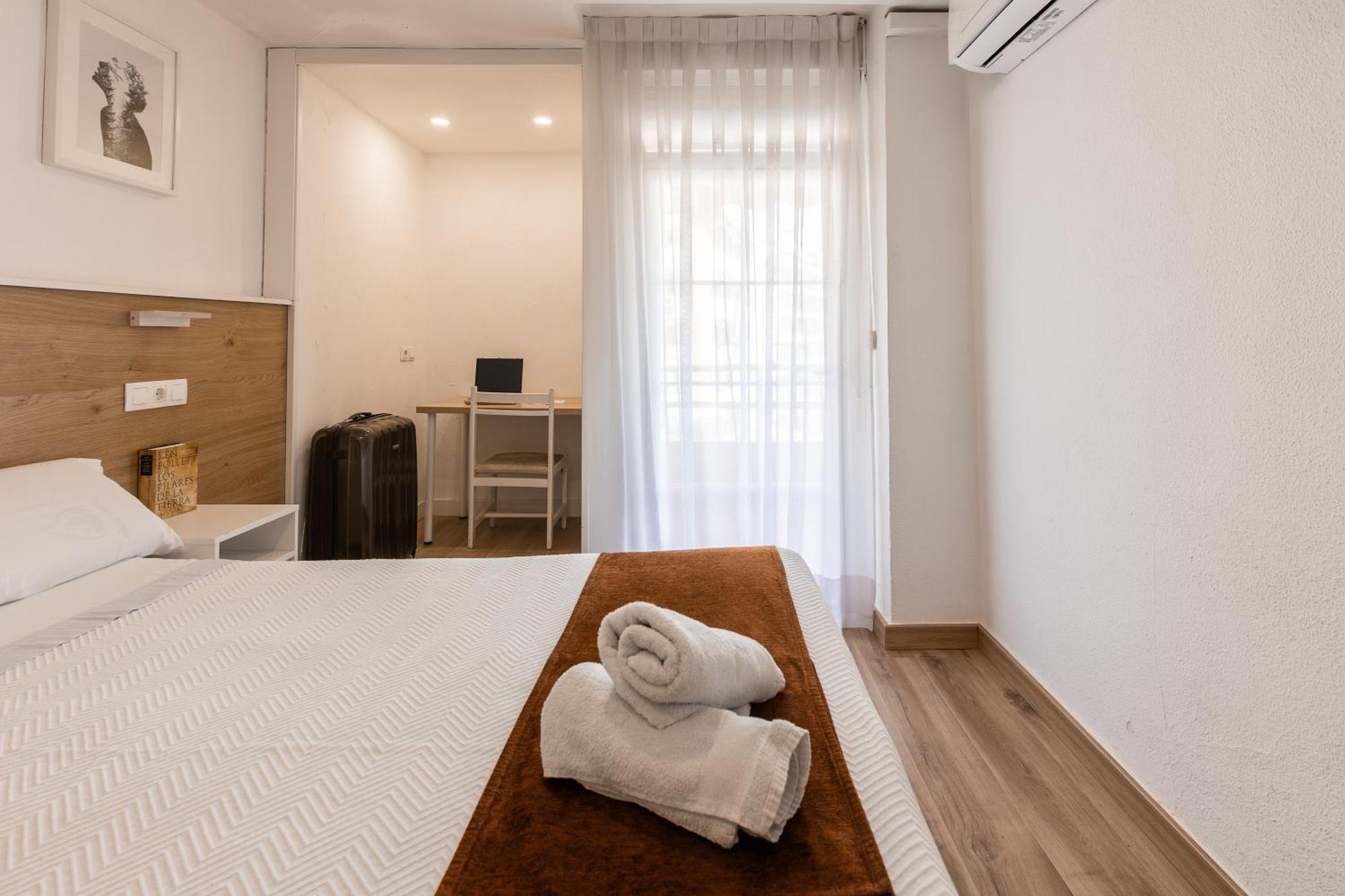 Hostal Gran Via Pinto Εξωτερικό φωτογραφία